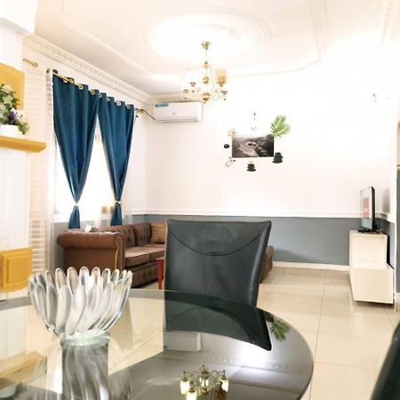Appartement Meuble 3Ch Yaounde Omnisport - Tigson Екстер'єр фото