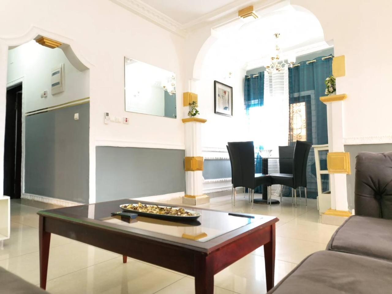 Appartement Meuble 3Ch Yaounde Omnisport - Tigson Екстер'єр фото