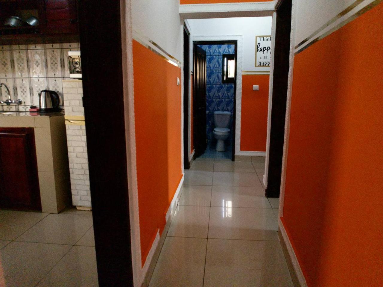 Appartement Meuble 3Ch Yaounde Omnisport - Tigson Екстер'єр фото
